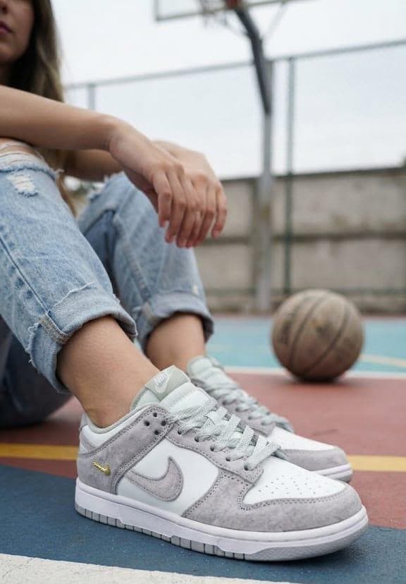 Nike Dunk Low Blanco Gris
