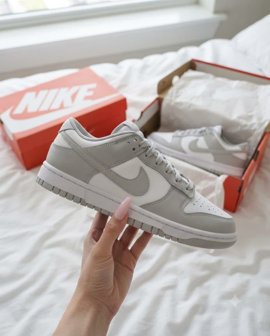 Nike Dunk Low (Grey Fog)