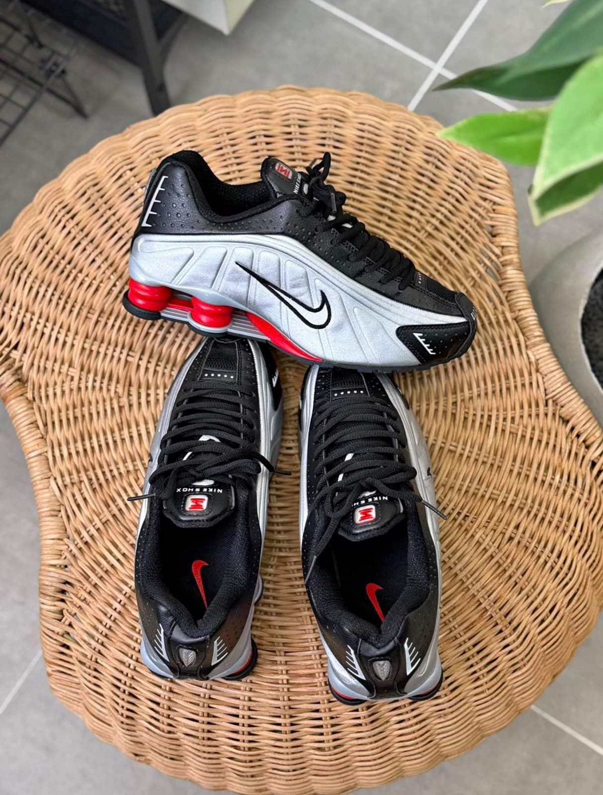 SHOX R4